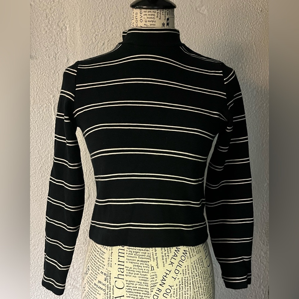 Levi’s Turtle Neck